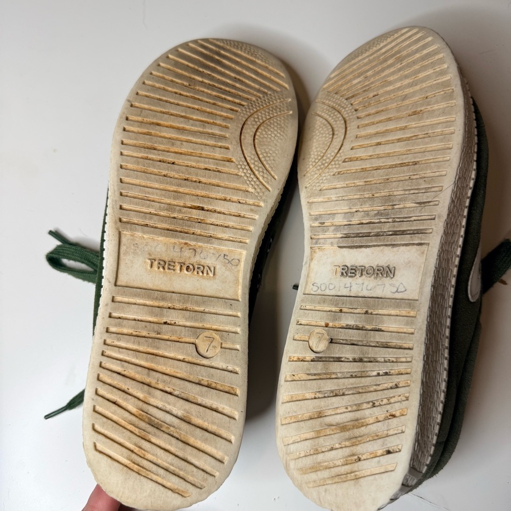 Tretorn Green Suede Women's Sneakers Size 7 GUC - see photos for wear - Picture 5 of 6